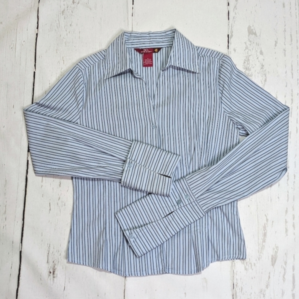 SO..SO REAL SO RIGHT  Blue Striped V-Neck Button Close